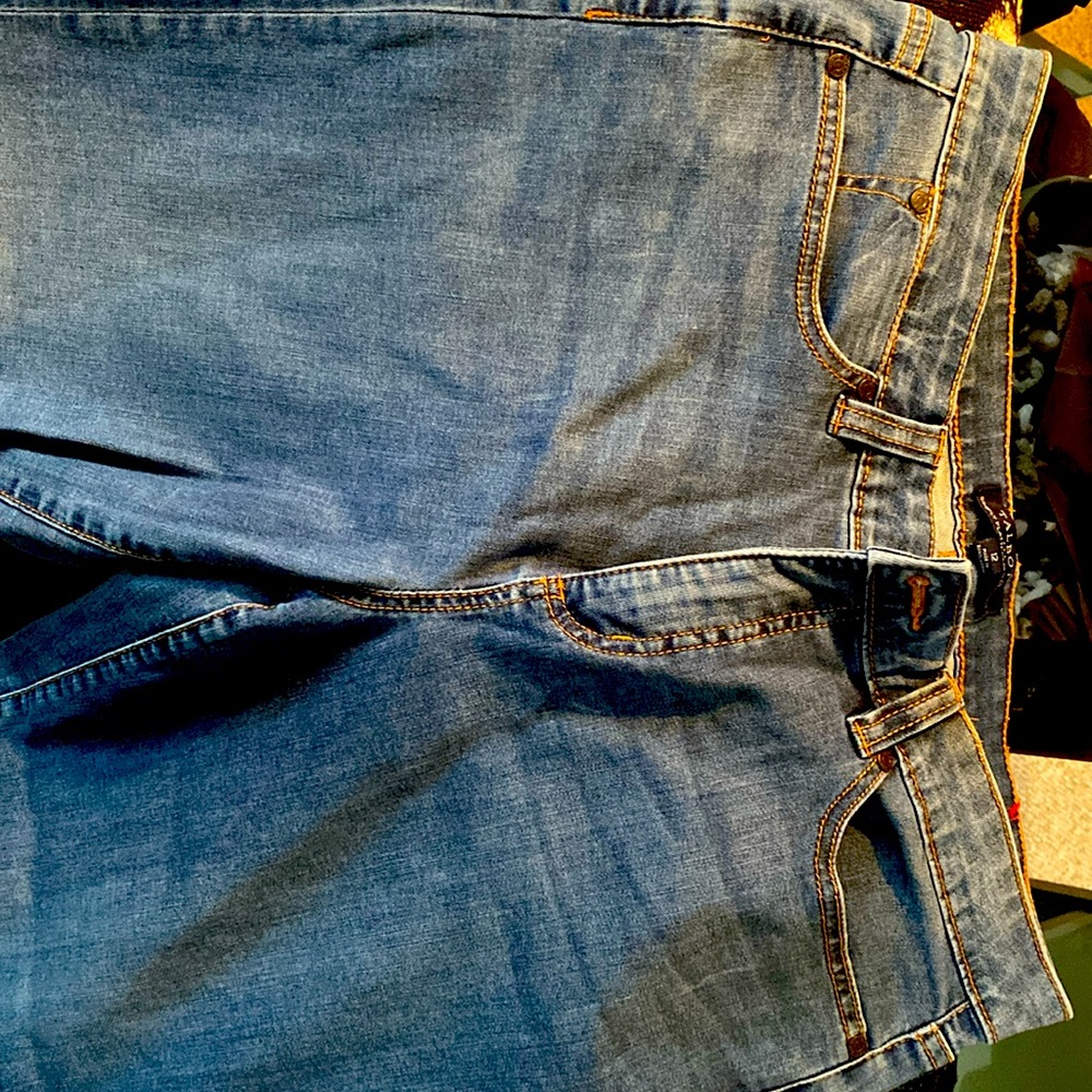 Talbots jeans straight leg and stretchy fabric denim